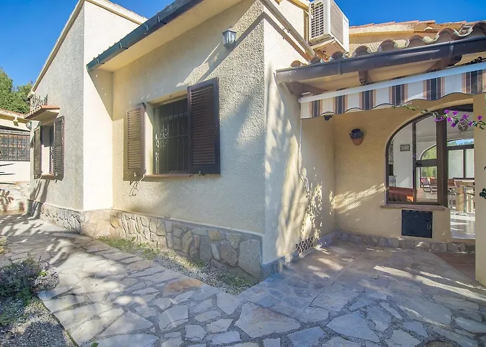 Villa Guzman - Jose Marie